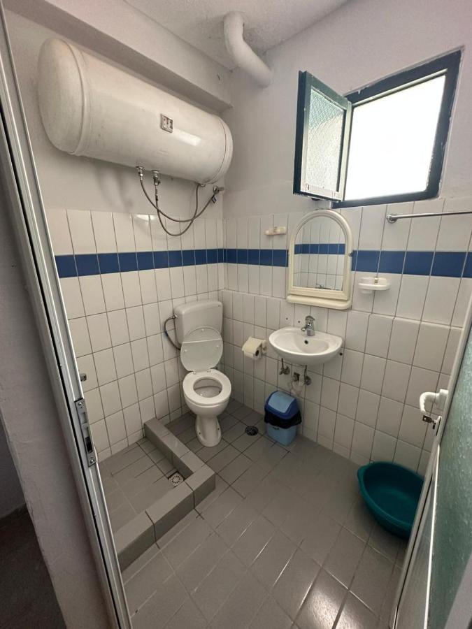 Lazari Rooms Himare Buitenkant foto